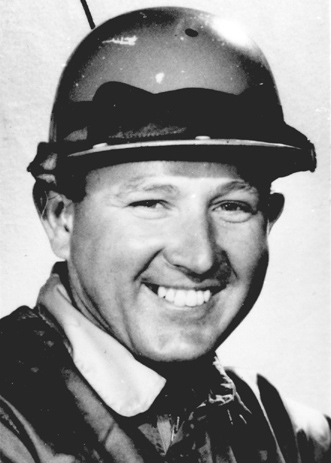 Image of Richard Jordan. Buxton